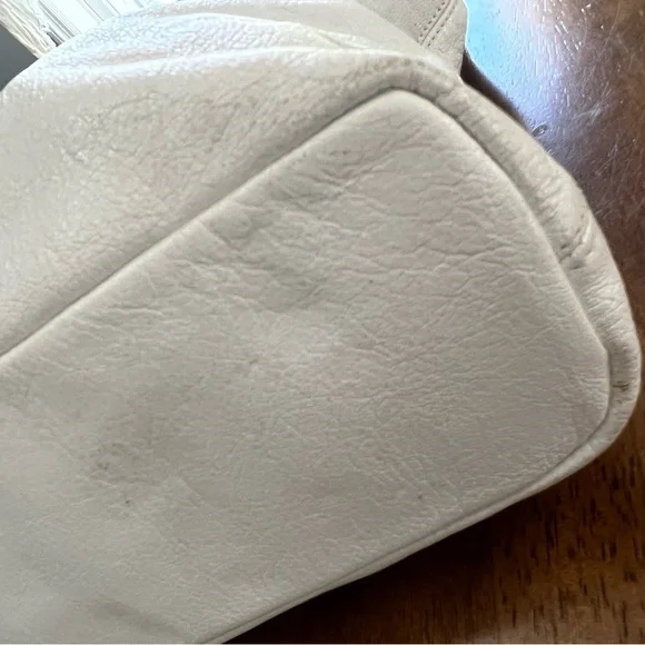 Michael Kors Handbag - Picture 12 of 16